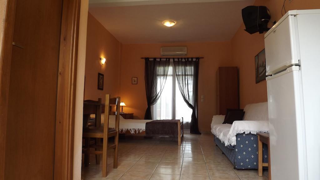 Pefka Studios & Apartments วูร์วูรู ห้อง รูปภาพ